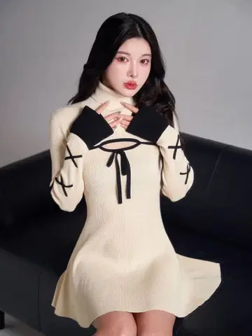 Darich 바이컬러 리본 디자인 니트 미니 원피스