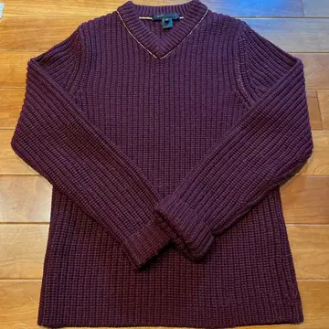 MARC JACOBS 다크 퍼플 V넥 니트 S