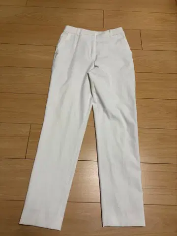 내추럴 뷰티 베이직 화이트 슬랙스 XS