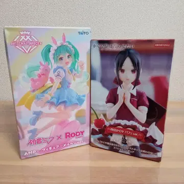 [ 미개봉 새상품 ] 하츠네 미쿠 시노미야 카구야 피규어 (2개 세트)