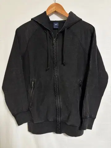 택 포함 GAP 집업 후드티 흑먹색 빈티지 가공