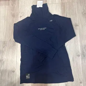 MASTER BUNNY EDITION 터틀넥