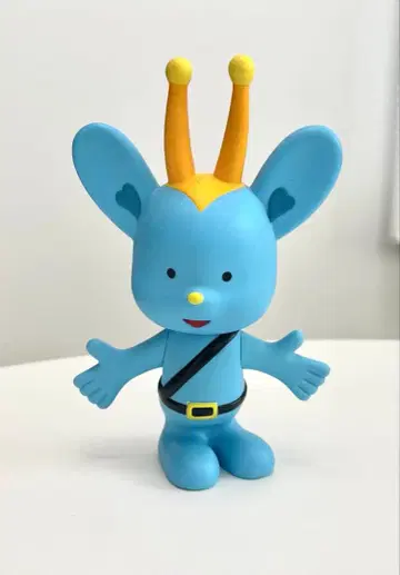 돌아온 시효경찰 소부군 소프트 비닐 피규어 메디콤토이