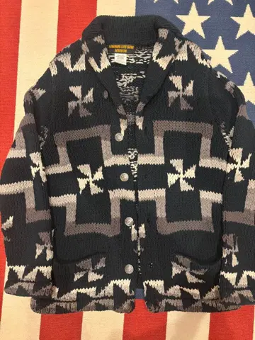 스탠다드 캘리포니아 핸드 니트 가디건