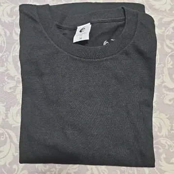 리라이브 블랙 긴팔 T셔츠 M 사이즈 코튼