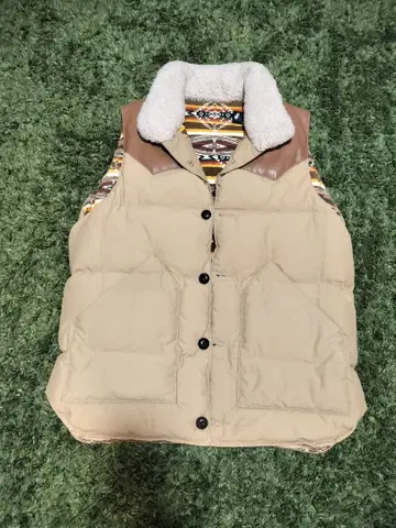 BEAMS 다운 베스트 남성용 M 염소가죽 사용