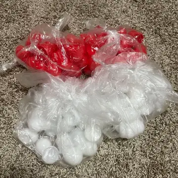 캡슐 토이용 빨흰 플라스틱 부품 200개