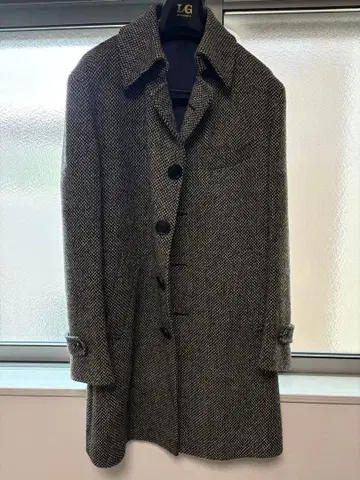 유니버설 랭귀지 x 문사 헤리본 트위드 코트