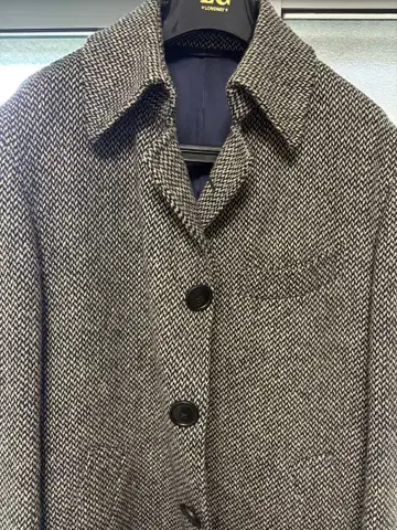 유니버설 랭귀지 x 문사 헤링본 트위드 코트 M 사이즈
