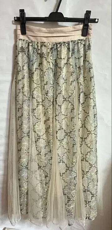 LilyBrown 절개 튤 레이스 스커트 LWFS203044 택 포함