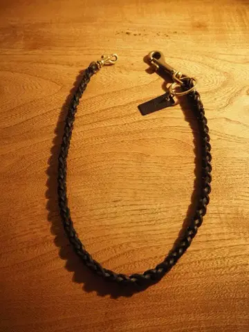 ARTS & CRAFTS / ELBAMATT WALLET CORD