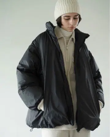 트래디셔널 웨더웨어 x 클라네 PACKABLE DOWN JACKET