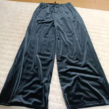 밴야드 스톰 다크 그레이 벨벳풍 와이드 팬츠