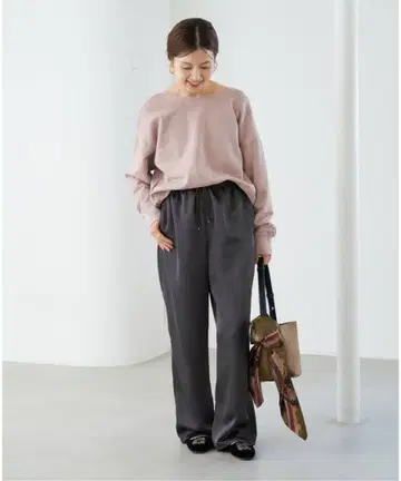 이에나 더블 새틴 릴랙스 팬츠