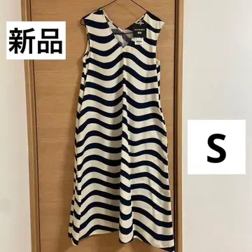 새상품 유니클로 UNIQLO 유니클로 바이 마리메꼬 V넥 플레어 원피스