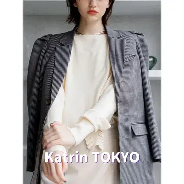 [택 포함 새상품] Cara 사이즈 카트린 도쿄 퍼프 슬리브 자켓