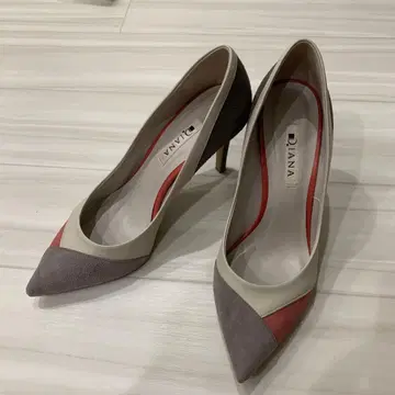 DIANA 스틸레토 하이힐