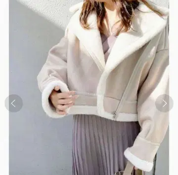 dazzlin 더블린 레더라이크 보아 숏 블루종