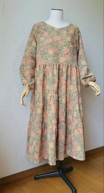 기모노 리메이크 통통한 분도 OK 장미 패턴 롱 원피스 (워셔블 기모노)