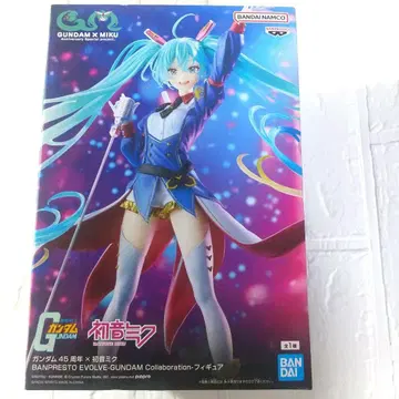 하츠네 미쿠 건담 콜라보 피규어