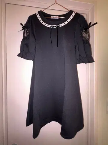 Ank Rouge 양산형 레이스 옷깃 리본 원피스 블랙