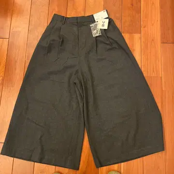 [ 완판템 ] UNIQLO:C 큐롯 L