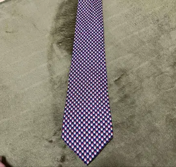 페라가모 넥타이