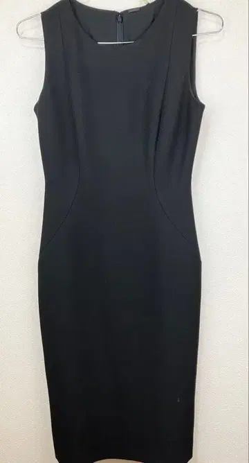 ELIE TAHARI 블랙 슬리브리스 원피스