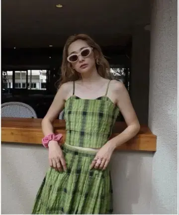 MEDI MANY WAY DEAR CHECK SET UP DRESS