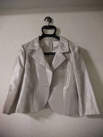 베이지 테일러드 자켓