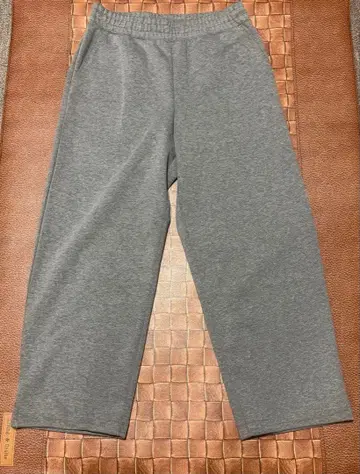 UNIQLO 맨투맨 와이드 팬츠