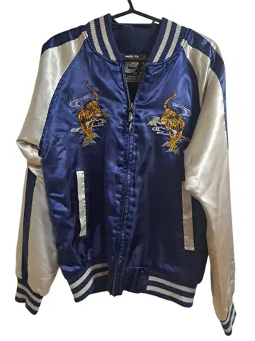 일본 한정판 호랑이 자수 스카잔