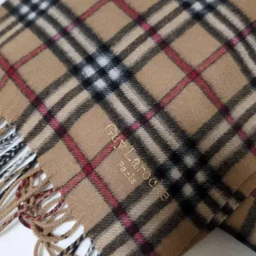 머플러 ( Guy Laroche )