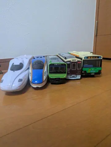 철도 모형과 버스 세트 5량