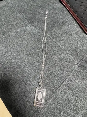 실버 엘리자베스 목걸이