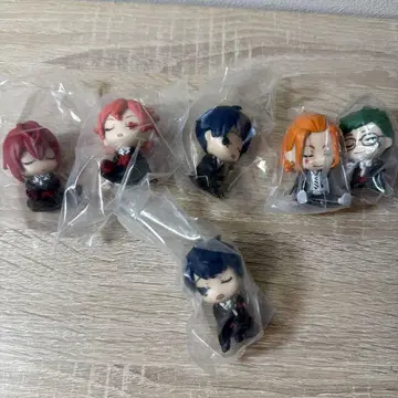 트위스테 가챠가챠 어깨 쿵