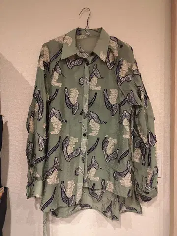 앵글 슬리브 셔츠 튜닉