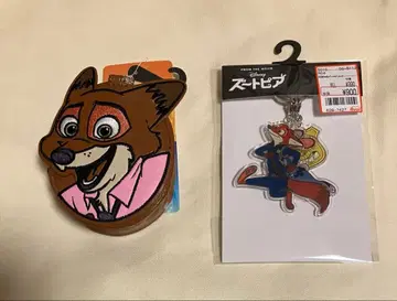 주토피아 닉 파우치 참 아크릴 키링 경찰복