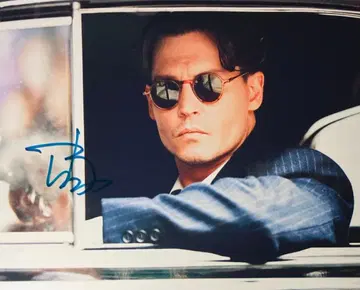 캐리비안의 해적 조니 뎁 친필 사인 사진 g4