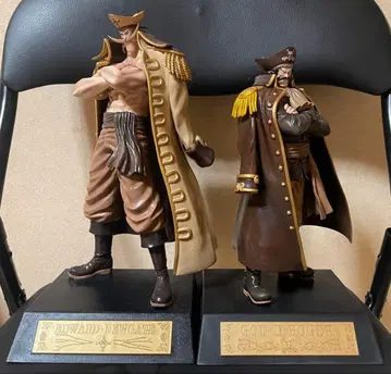 ONEPIECE (원피스) 1번 복권 로저 & 흰 수염 피규어