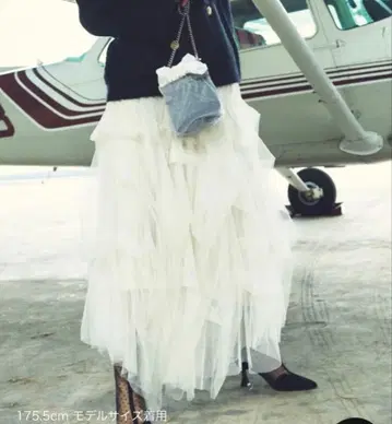 LA BELLE ETUDE 캐리 볼륨 샤샤 스커트