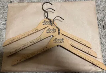 M&M custom performance Furniture 행거 가구