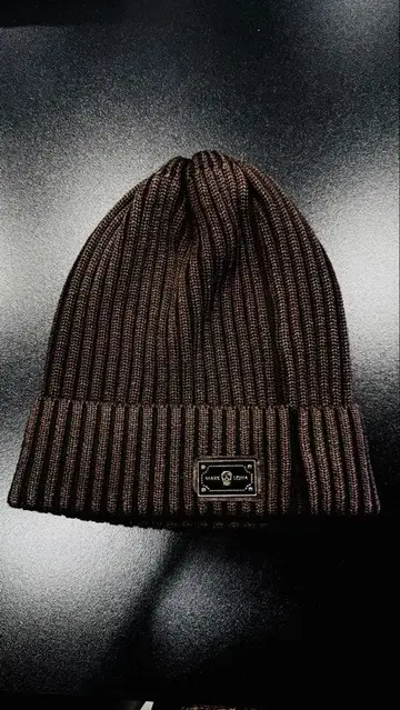 마크앤로나 니트 모자