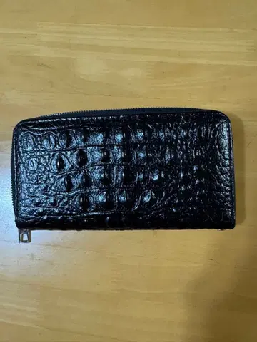 크로커다일 무늬 블랙 장지갑