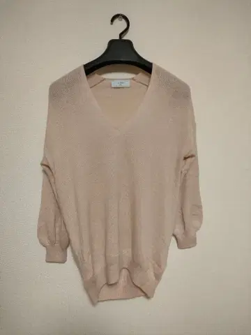 SLOBE IENA 옅은 핑크 V넥 스웨터