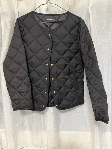 블랙 퀼팅 자켓 LL 사이즈 미사용