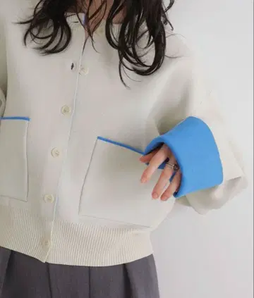 LIAN 바이컬러 니트 가디건