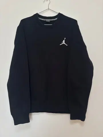 Jordan 블랙 크루넥 트레이닝복