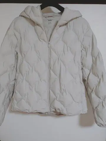 유니클로 퍼프 테크 후드티