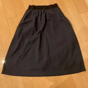 Munich 네이비 턱 스커트 일본제